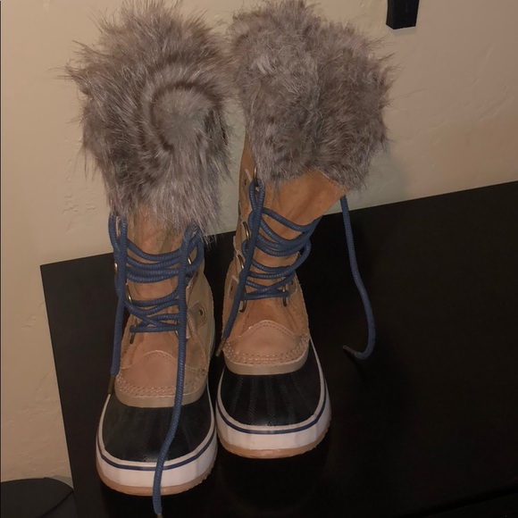 Sorel Joan of Arctic Sz 6 - Picture 2 of 5